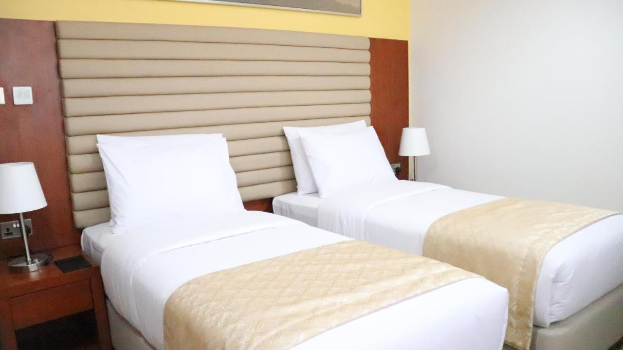 Al Riyadh Hotel Apartments Abú Dhabí Exteriér fotografie