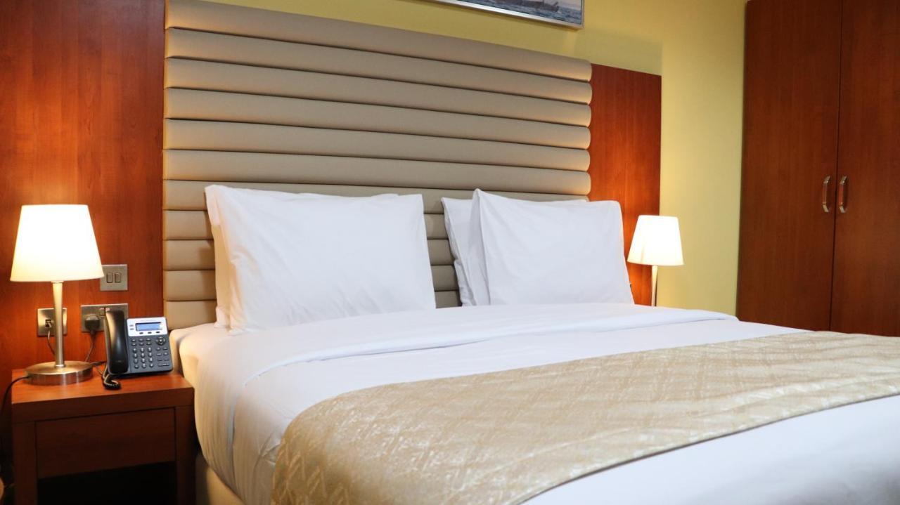 Al Riyadh Hotel Apartments Abú Dhabí Exteriér fotografie