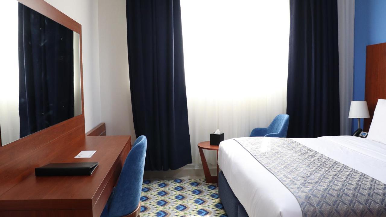 Al Riyadh Hotel Apartments Abú Dhabí Exteriér fotografie