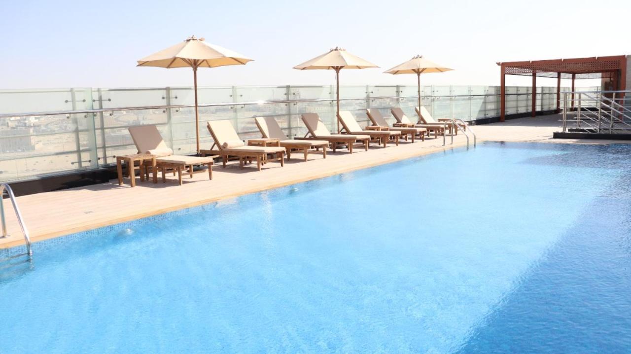Al Riyadh Hotel Apartments Abú Dhabí Exteriér fotografie